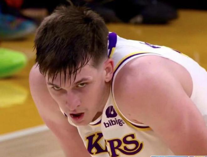 nba直播湖人vs雷霆_雷霆湖人比赛回放_雷霆湖人直播视频