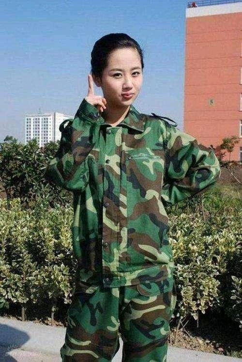 妆容可爱风格怎么形容_妆容可爱风格有哪些_可爱风格妆容