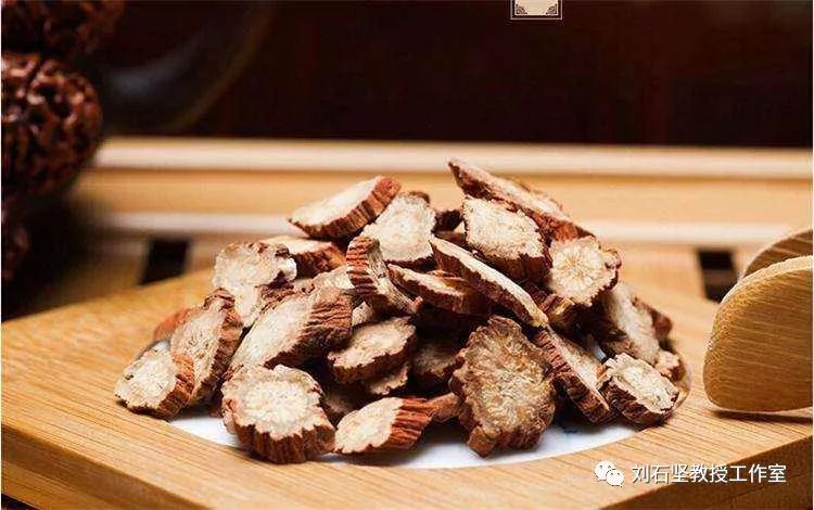 痛风饮食治疗之_痛风患者饮食_痛风伴肾结石饮食注意事项