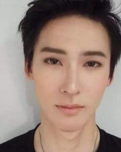 给男士化妆视频_男化妆视频教程大全视频初学者_视频男士化妆视频大全