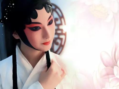 朗诵稿青衣情感理解_朗诵青衣情感视频_青衣 朗诵情感