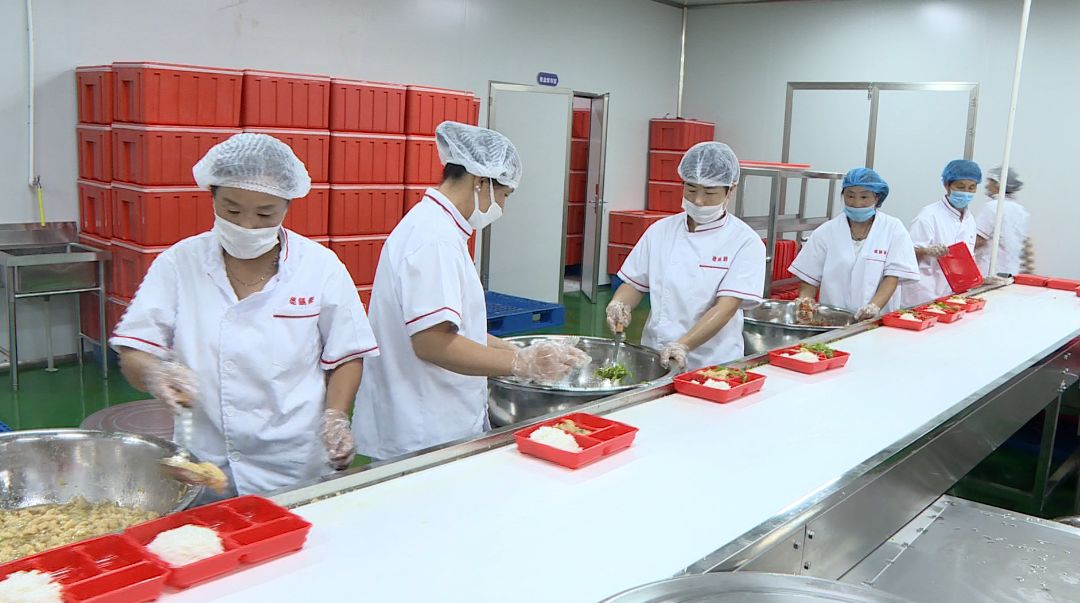 饮食安全手抄报_饮食安全主题班会_安全饮食