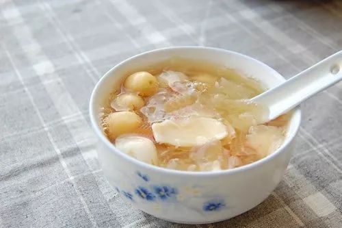 胃病一日三餐饮食_胃病的饮食疗法_食谱胃病