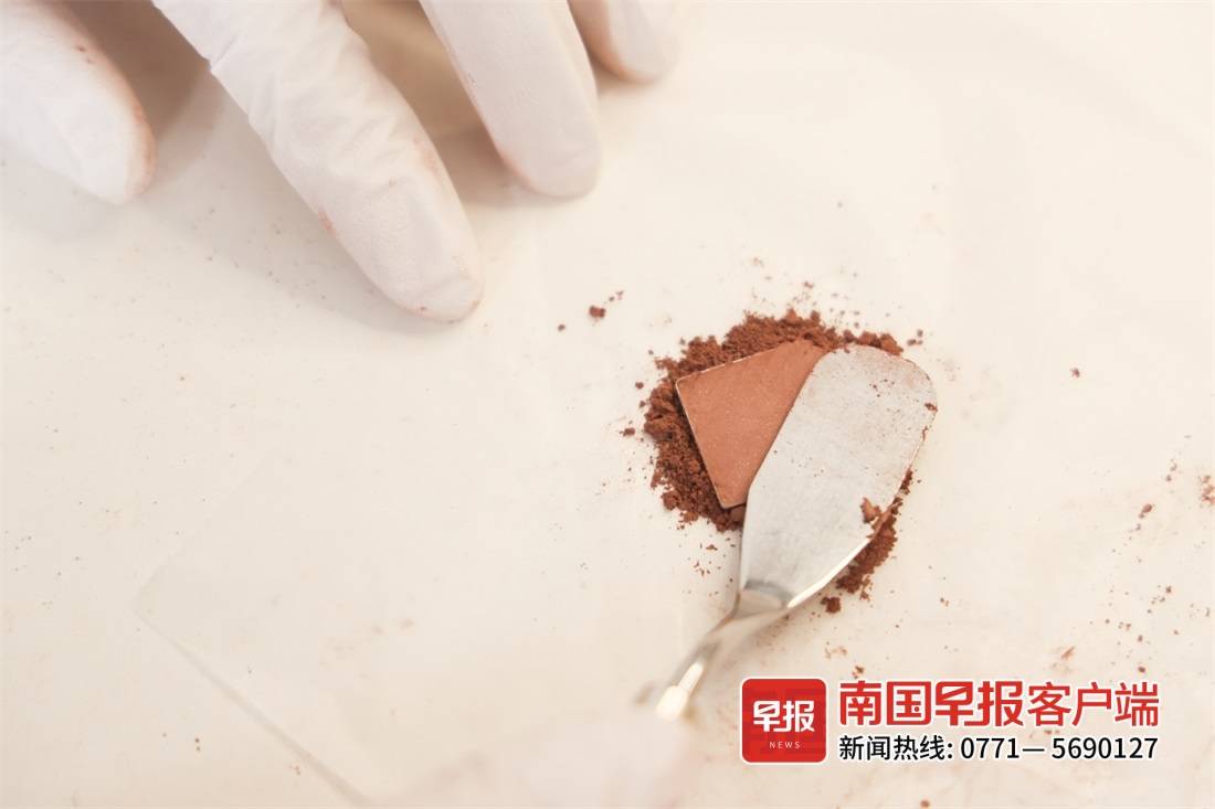 南宁彩妆培训机构_南宁培训彩妆好的学校_南宁彩妆培训哪个好