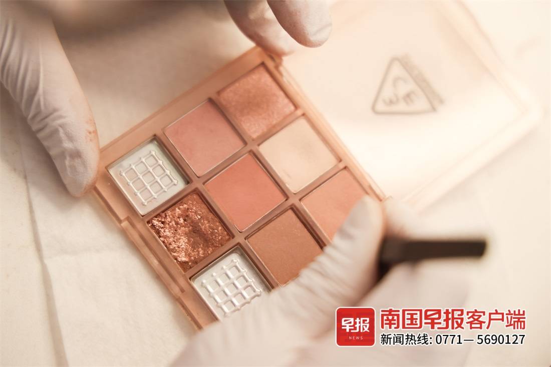 南宁彩妆培训机构_南宁培训彩妆好的学校_南宁彩妆培训哪个好