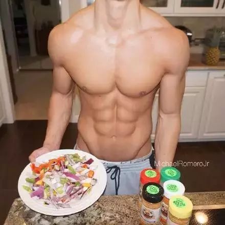 增肌锻炼计划和饮食计划_瘦人增肌饮食计划_健身饮食计划增肌方案