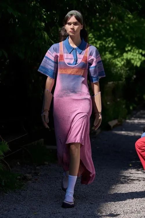 妆容流行2024年_2025流行什么妆容_妆容流行趋势总结