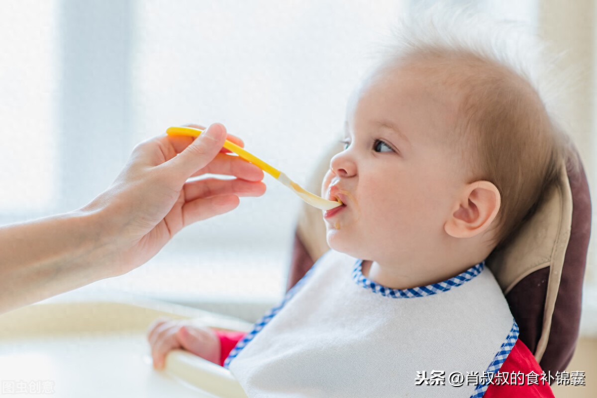 一岁二个月宝宝奶粉饮食如何安排-宝宝奶粉喂食建议表