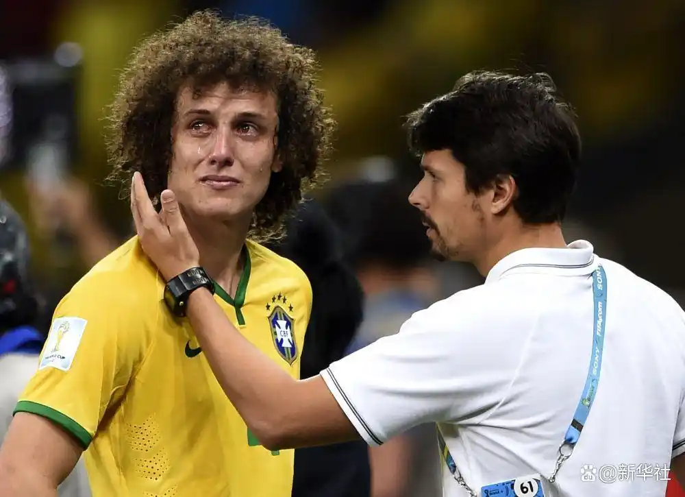 足球赛合照_世界杯足球赛合影_世界足坛大合影