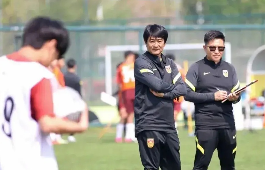足球小将世界杯集全_足球小将世界杯53集全_2021足球小将比赛