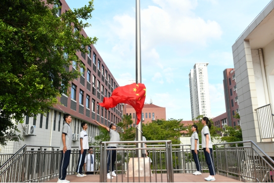 厦门科技中学 宋欣-厦门大学附属科技中学开学典礼