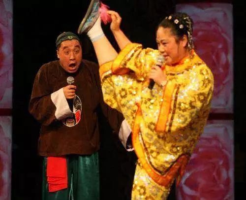 电视剧夫妻档扮演者_乡村爱情演员夫妻关系_农村情感电视剧大全集